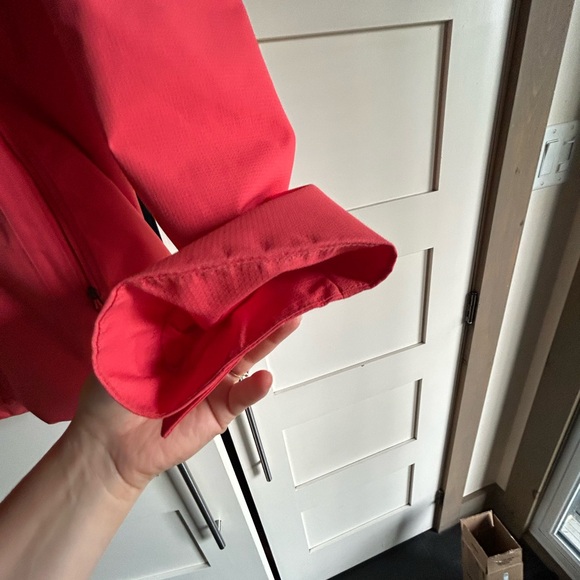 Northface rain coat pink women size M - Picture 5 of 6